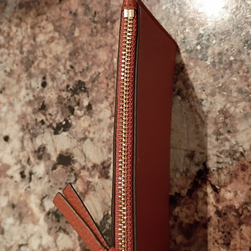 Tory Burch Card Wallet - Picture 5 of 6